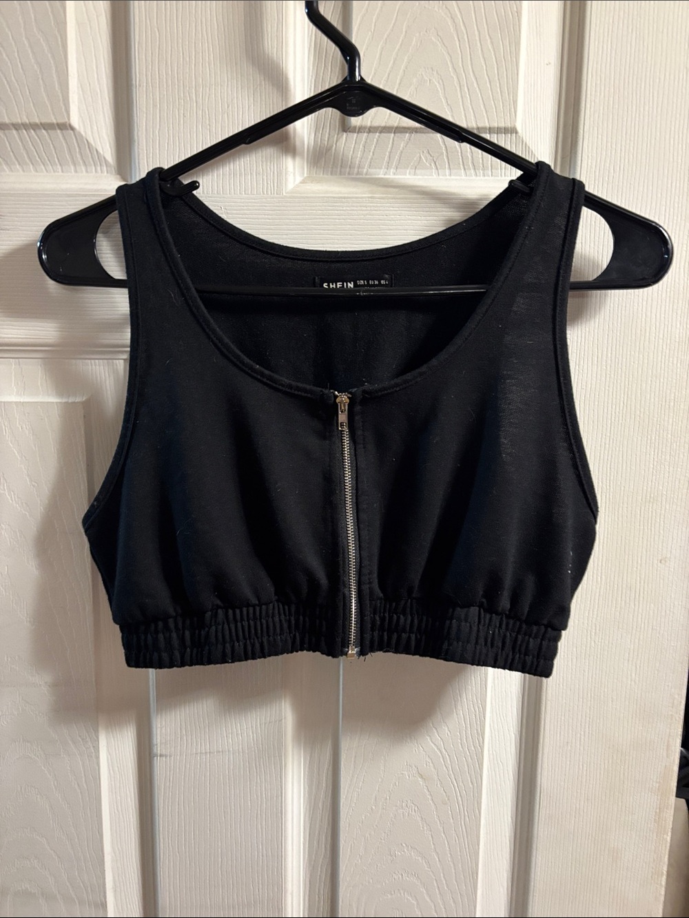 SHEIN Black Front-Zip Cropped Tank